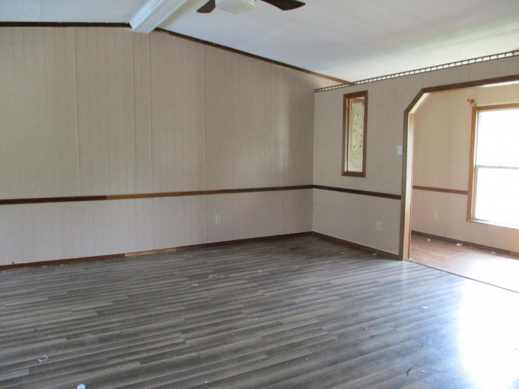 618 Rambo Street Damascus, VA 24236 - Photo 6 of 10 Photo 6