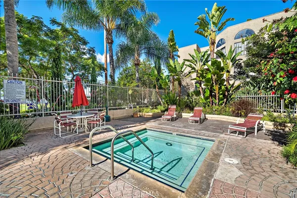 $497,000 | 550 Orange Avenue, Unit 229, Long Beach, CA 90802