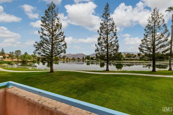 $299,900 | Undisclosed Address, Bakersfield, CA 93306