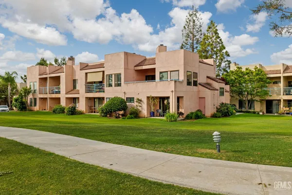 $299,900 | Undisclosed Address, Bakersfield, CA 93306