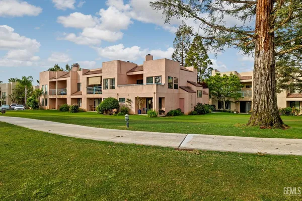 $299,900 | Undisclosed Address, Bakersfield, CA 93306