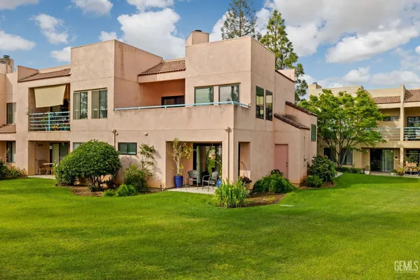 $299,900 | Undisclosed Address, Bakersfield, CA 93306