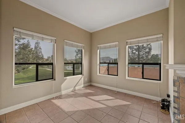 $299,900 | Undisclosed Address, Bakersfield, CA 93306