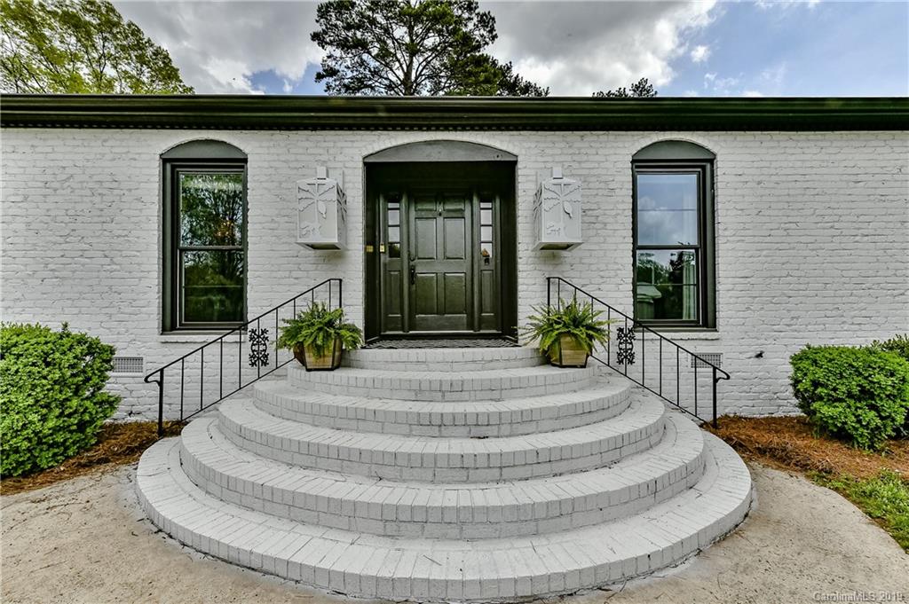 2410 Twilight Road Charlotte, NC 28210 - Photo 2 of 30 Gallery Image 2
