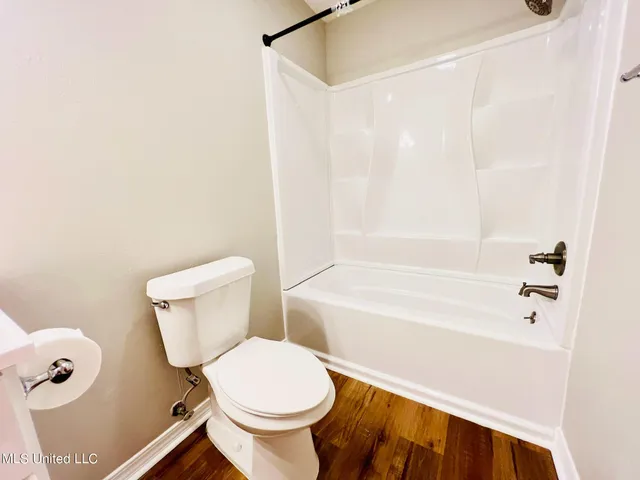 $1,495 | 984 Greystone Drive, Unit B, Biloxi, MS 39532