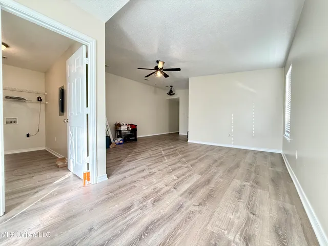 $1,495 | 984 Greystone Drive, Unit B, Biloxi, MS 39532