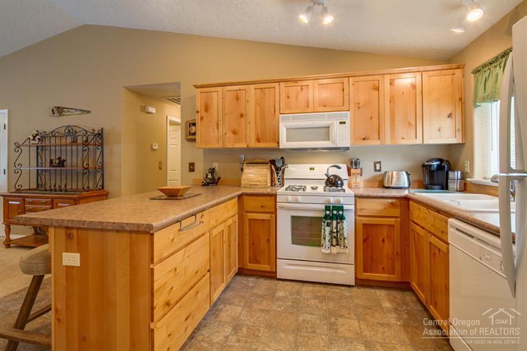 52568 Drafter Road La Pine, OR 97739 - Photo 8 of 25 Additional Photo