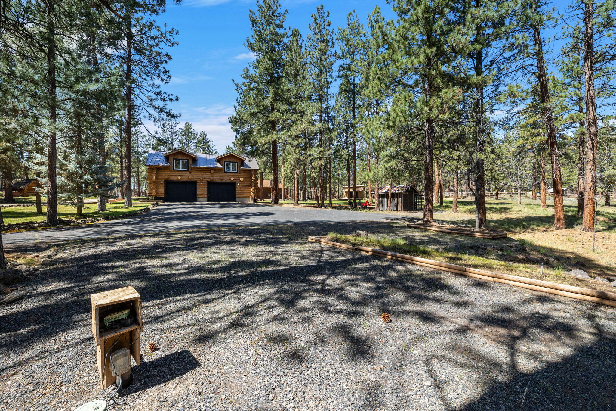 69340 Deer Ridge Road Sisters, OR 97759 - Photo 57 of 68 2026_04_18_69340_deer_ridge_road_sisters