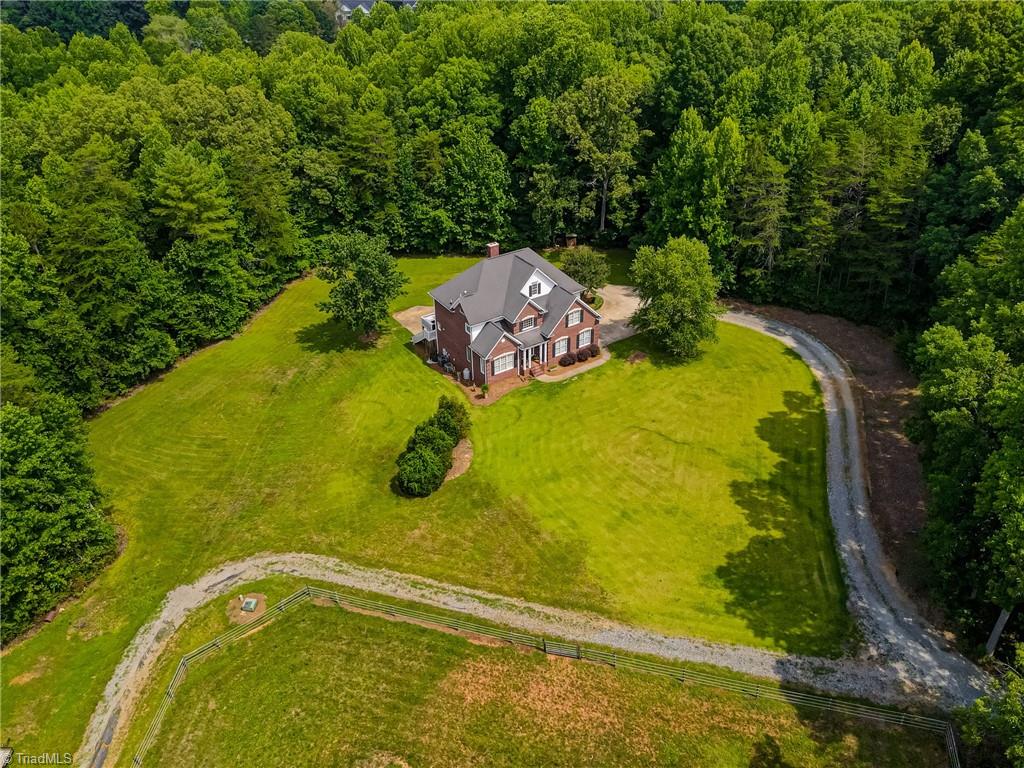 9058 Fantasy Road Lewisville, NC 27023 - Photo 3 of 41 Gallery Image 3
