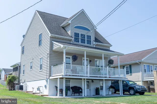 $339,000 | 311 Wirt Avenue, Hanover, PA 17331