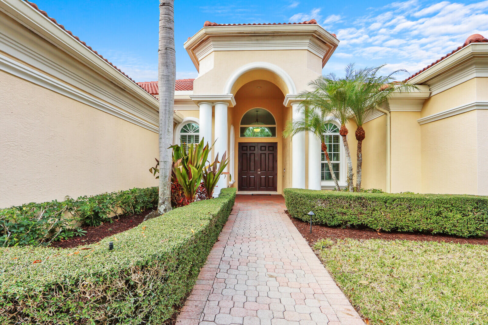 115 Bryce Lane Jupiter, FL 33458 - Photo 2 of 61 Front