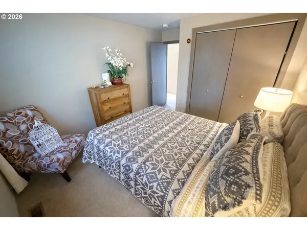 $725,000 | 17454 Bluff Drive, Brookings, OR 97415
