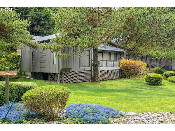 $725,000 | 17454 Bluff Drive, Brookings, OR 97415