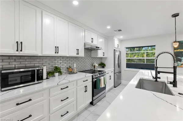 $4,500 | 5211 Pocatella Court, Cape Coral, FL 33904