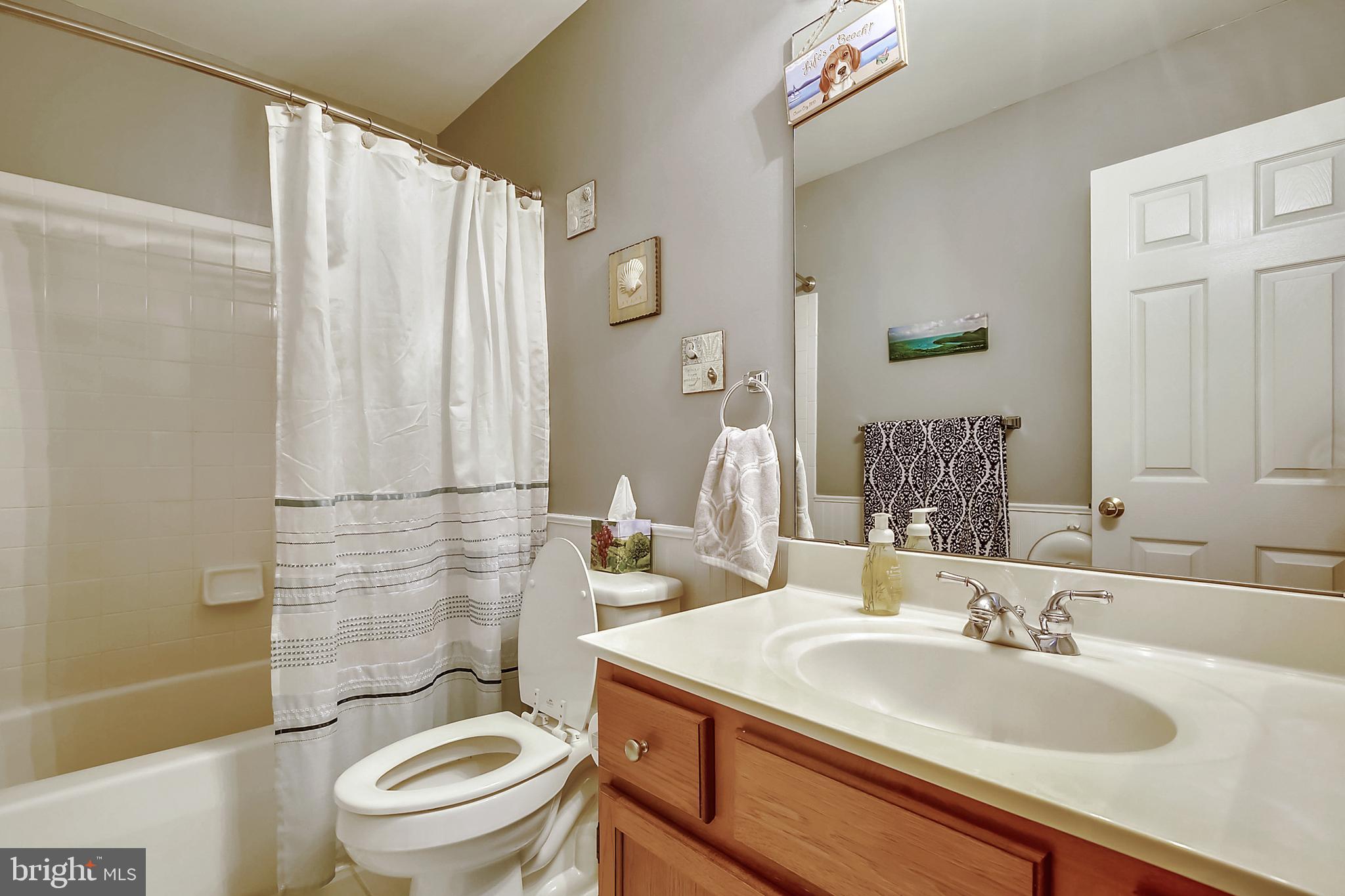 20313 Swallow Point Road Montgomery Village, MD 20886 - Photo 18 of 24 Gallery Image 18