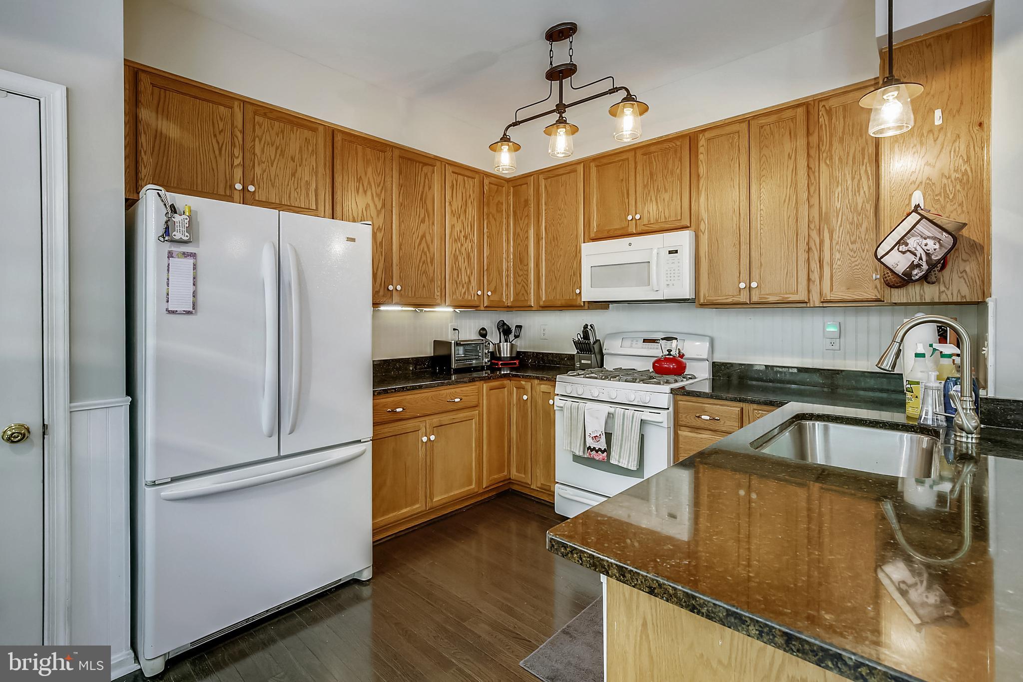 20313 Swallow Point Road Montgomery Village, MD 20886 - Photo 8 of 24 Gallery Image 8
