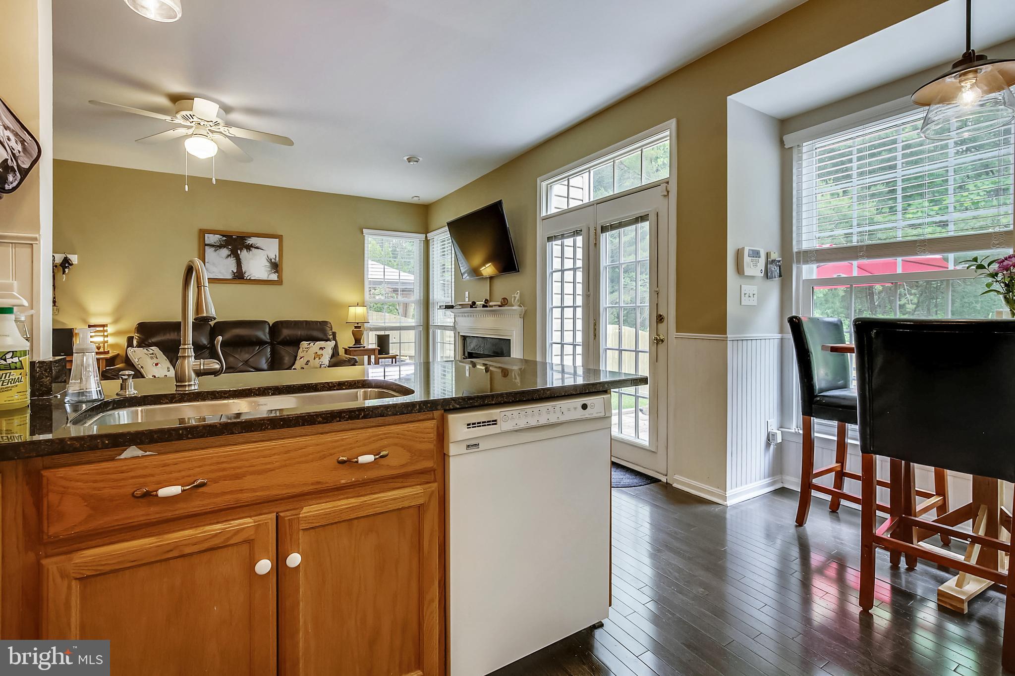 20313 Swallow Point Road Montgomery Village, MD 20886 - Photo 9 of 24 Gallery Image 9