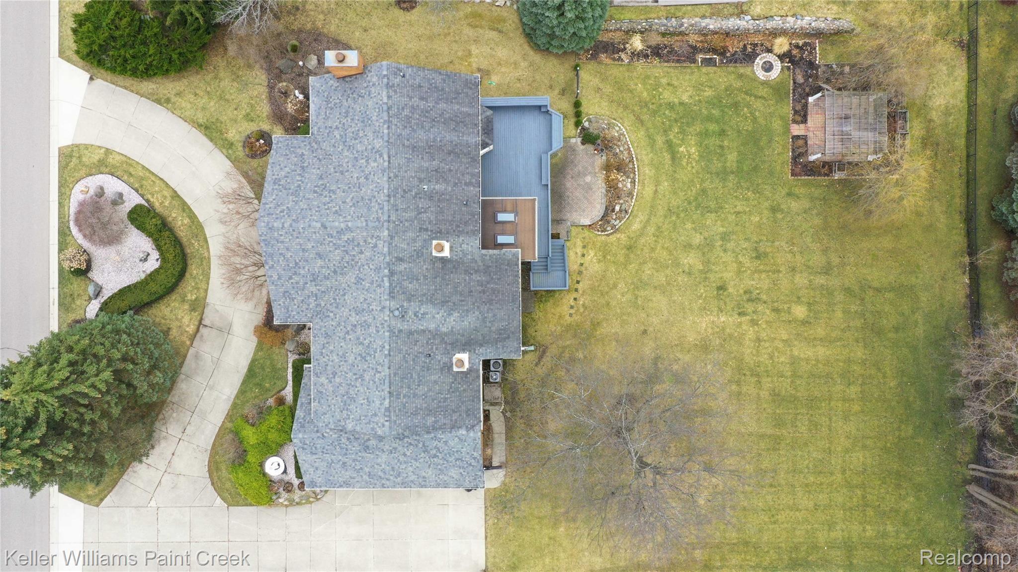 5678 Murfield Drive Rochester, MI 48306 - Photo 10 of 62 DJI_0157.JPG