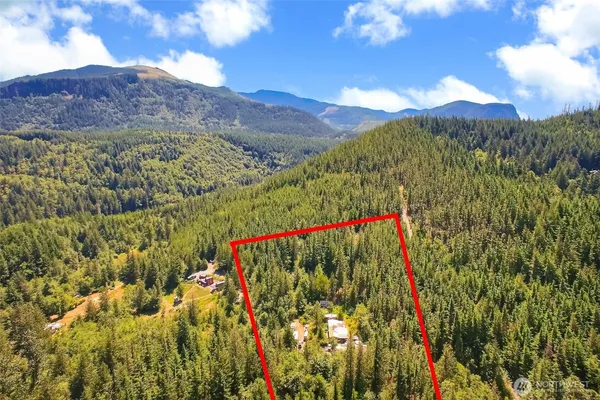 $450,000 | 32750 343rd Avenue Southeast, Ravensdale, WA 98051