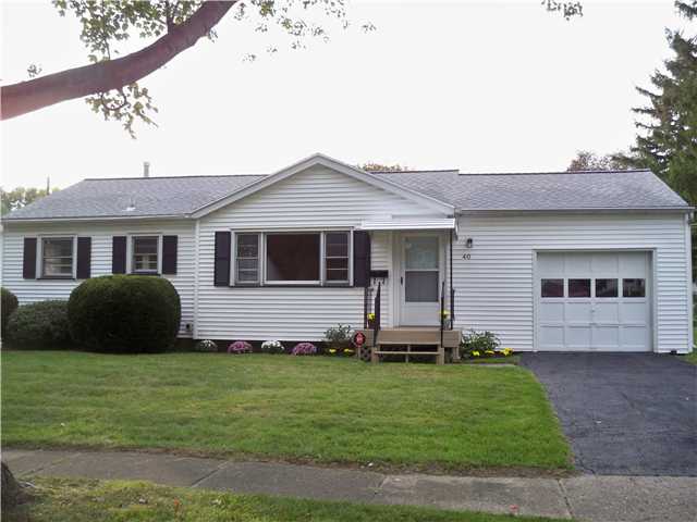 40 Southampton Drive Rochester, NY 14616 - Photo 1 of 1 Exterior Front