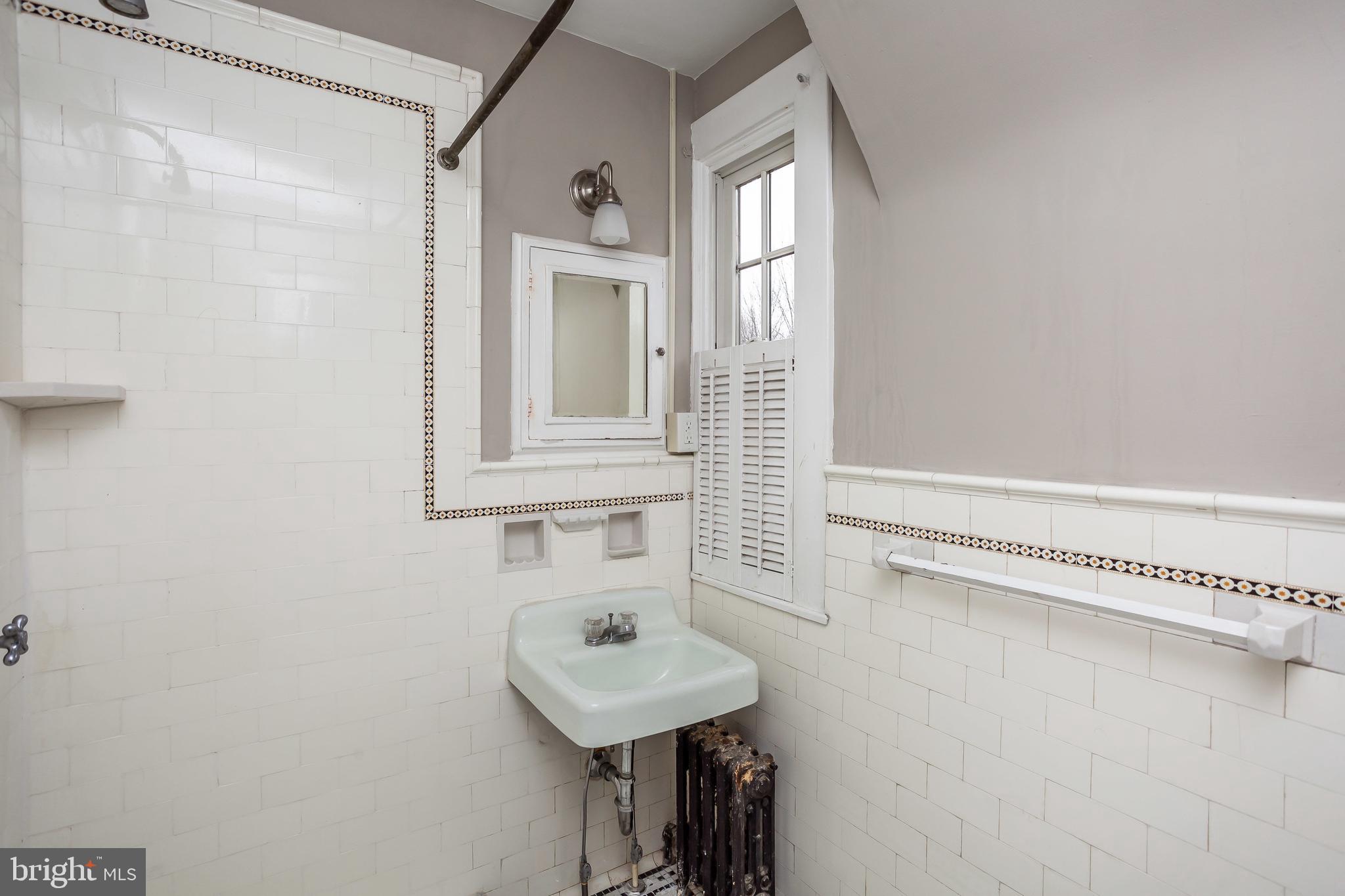 3508 Newland Road Baltimore, MD 21218 - Photo 42 of 46 Gallery Image 42