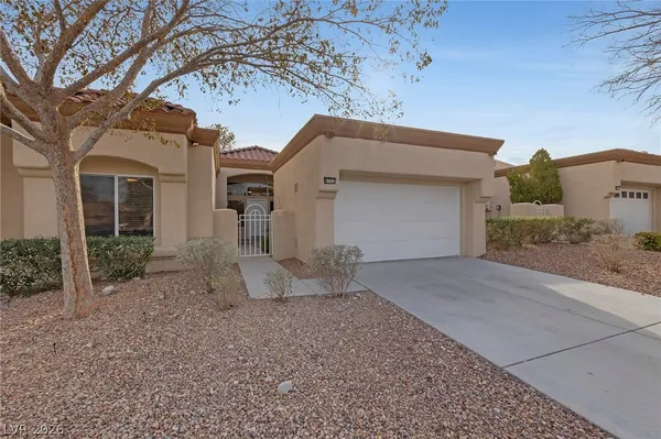 $2,100 | 8705 Prairie Hill Drive, Las Vegas, NV 89134