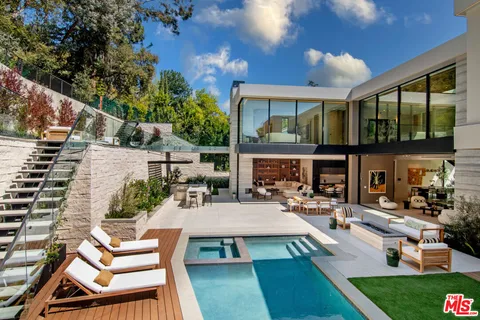 $12,950,000 | 2641 Hutton Drive, Beverly Hills, CA 90210