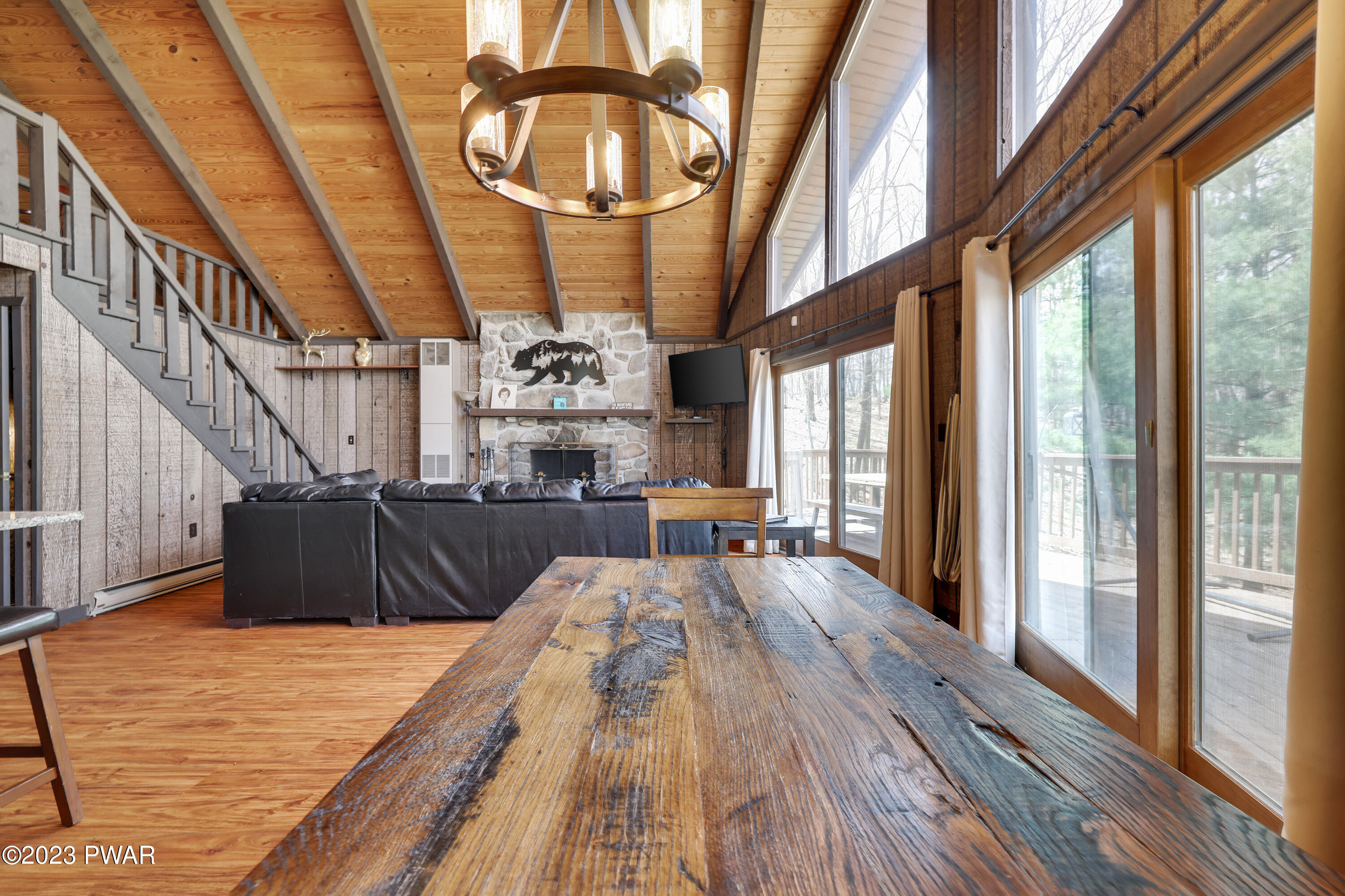 135 Bear Trap Mountain Road Greentown, PA 18426 - Photo 4 of 45 RBPH9450