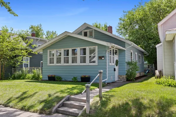 $220,000 | 342 23rd Street South, La Crosse, WI 54601