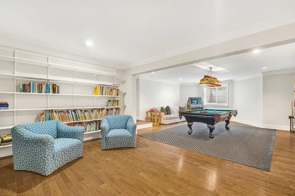 $5,460,000 | 1 Stonefield Lane, Wellesley, MA 02482