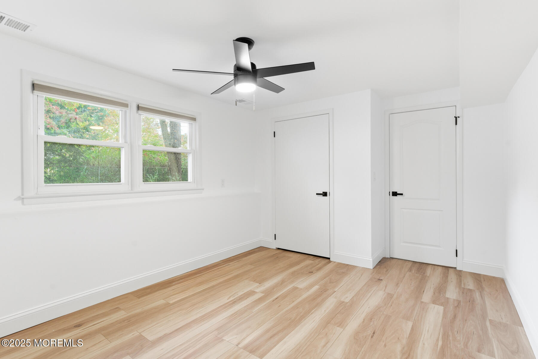 160 Pension Road Manalapan, NJ 07726 - Photo 39 of 41 45