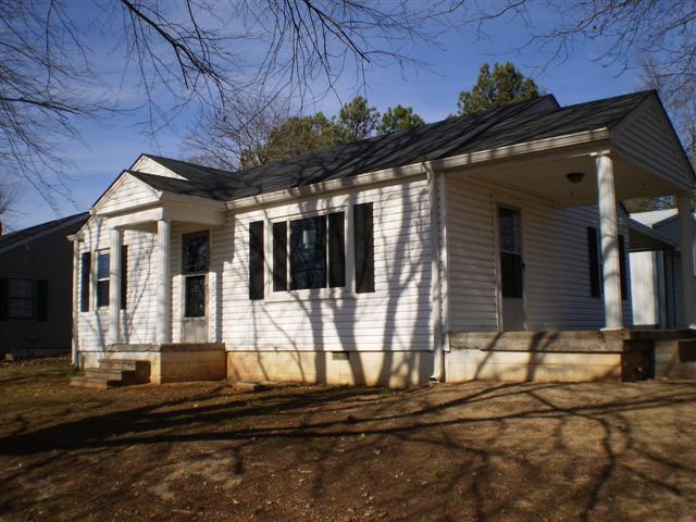 208 Fowler Ford Road Portland, TN 37148 - Photo 1 of 11