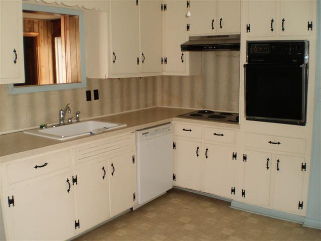 208 Fowler Ford Road Portland, TN 37148 - Photo 4 of 11 Kitchen
