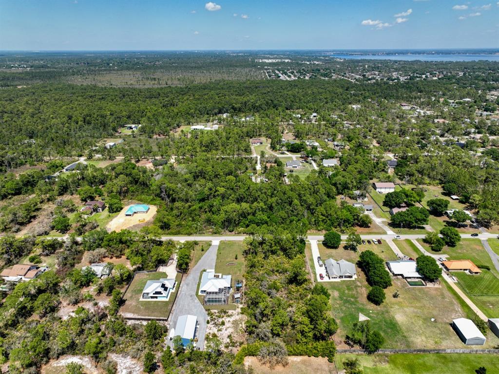 2022 Flower Terrace Sebring, FL 33875 - Photo 37 of 60 a view of a city