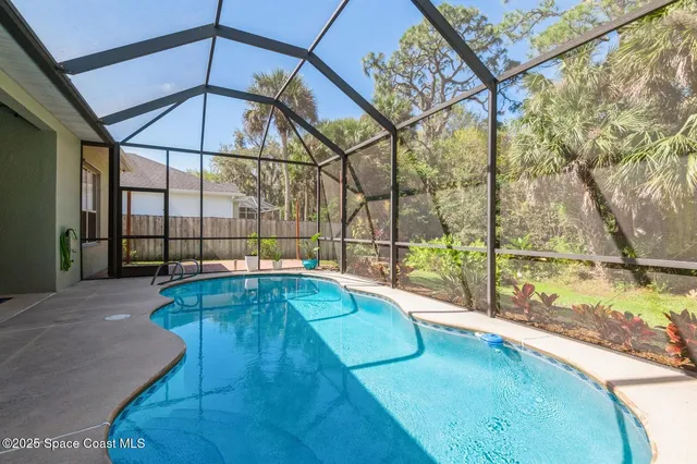 $649,900 | 8018 Kingswood Way, Melbourne, FL 32940