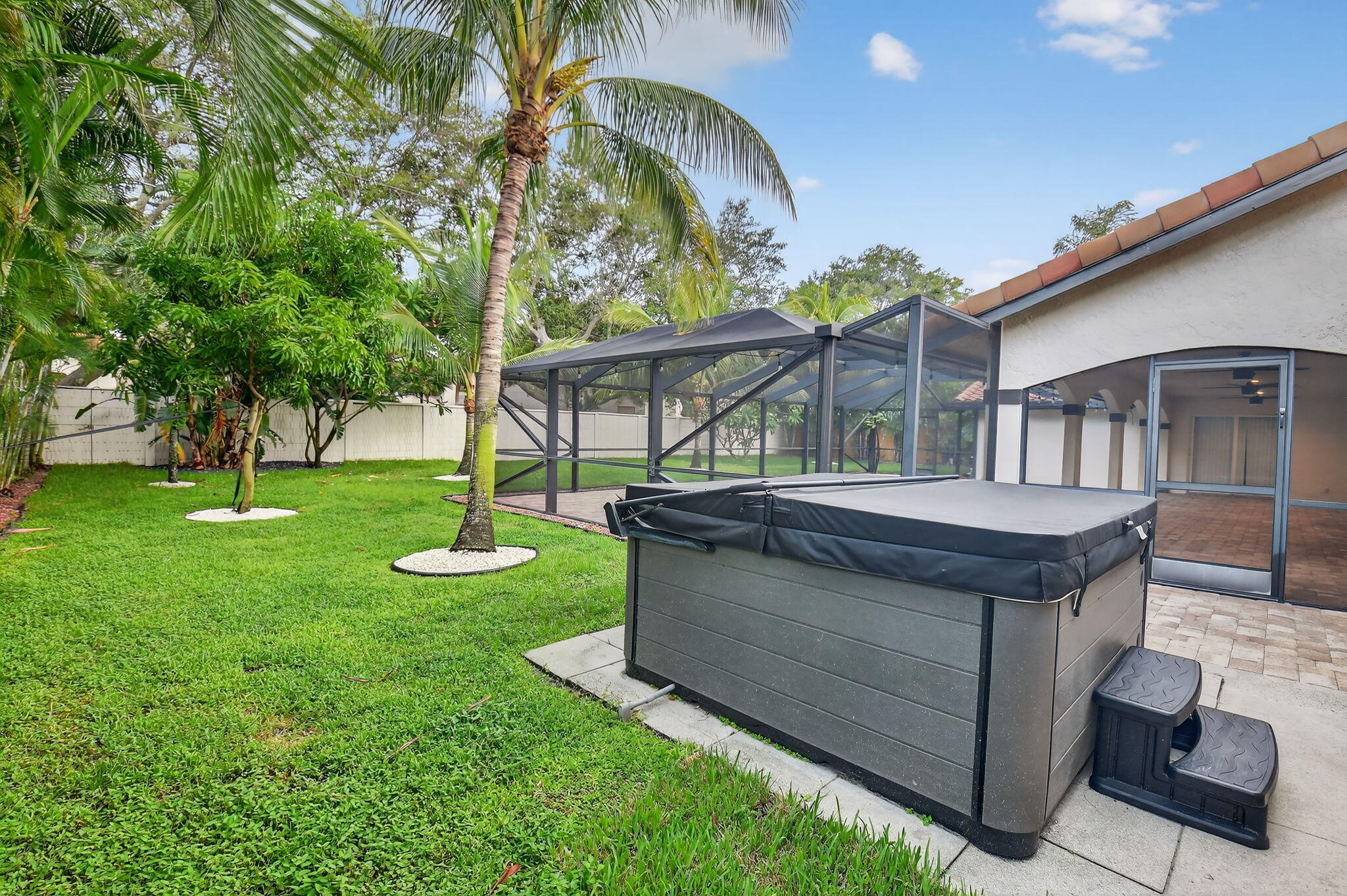 360 Northwest 53rd Street Boca Raton, FL 33487 - Photo 13 of 72 17-web-or-mls-029_DSC_8794