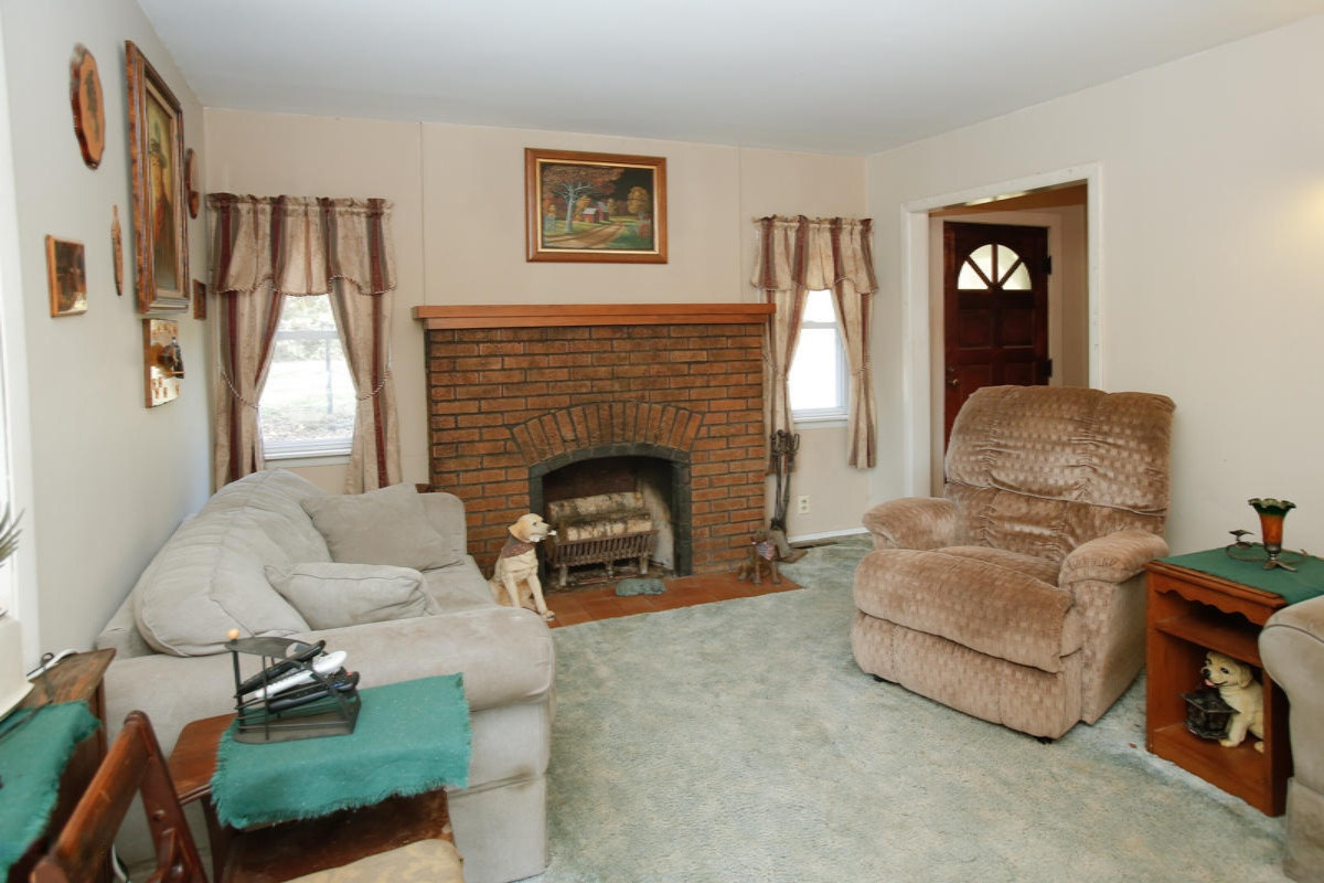 13799 Nerrman Road Constantine, MI 49042 - Photo 3 of 28 13799 timm-103
