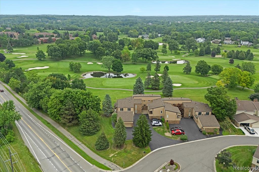 996 Golfview Court Rochester Hills, MI 48307 - Photo 36 of 46