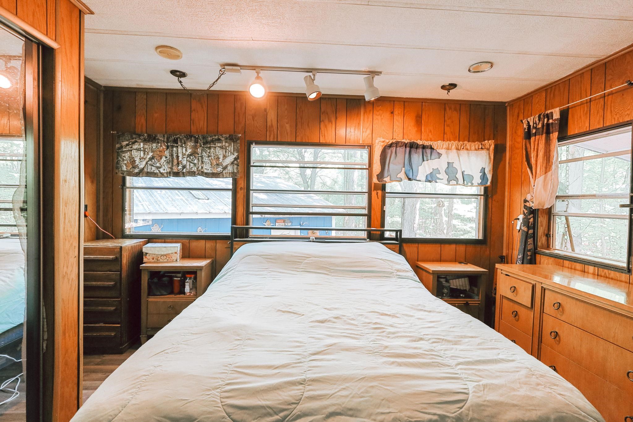 13517 Viaduct Road Copemish, MI 49625 - Photo 12 of 31 1945891-a92faeb3-6b6c-43b1-b966-b75681574b4c.JPG