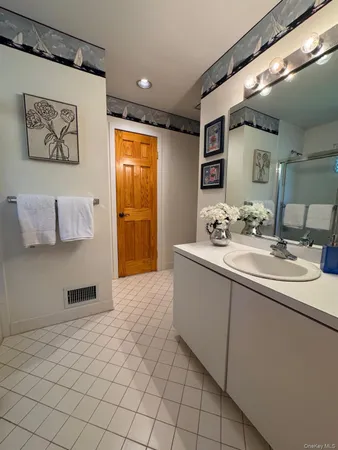 $70,000 | 26 Woodedge Trail, Quogue, NY 11959
