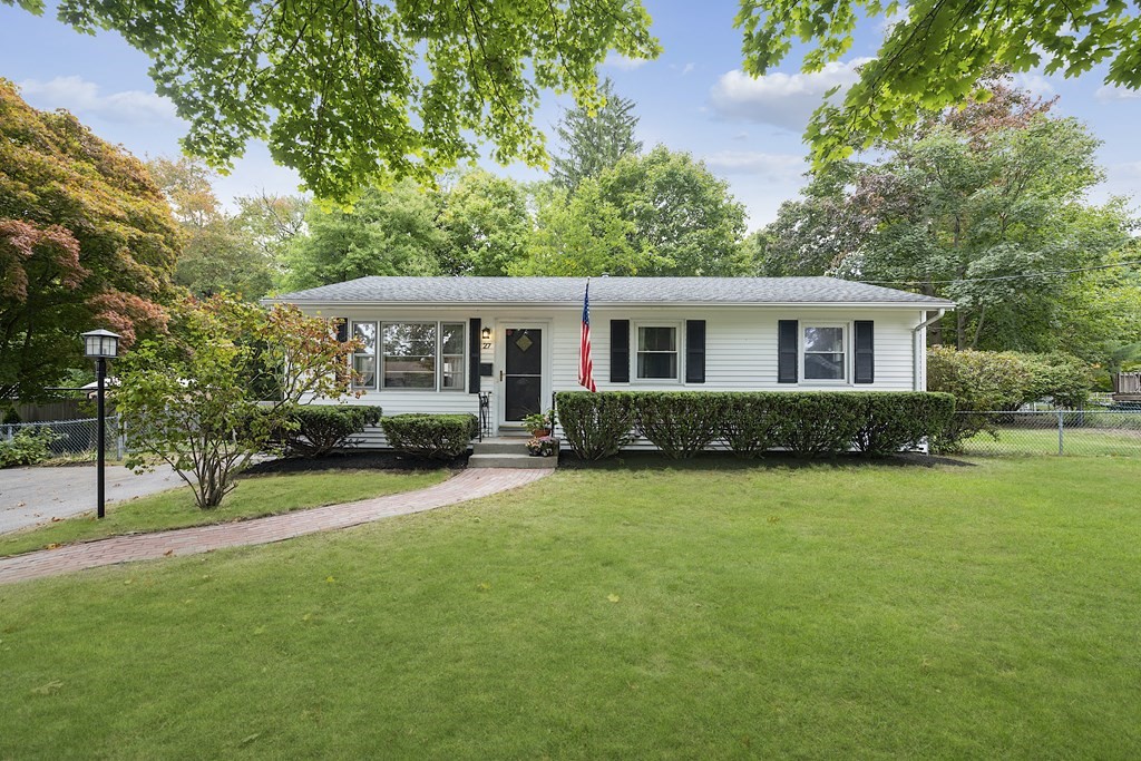 27 Clark Road Rockland, MA 02370 - Photo 1 of 32