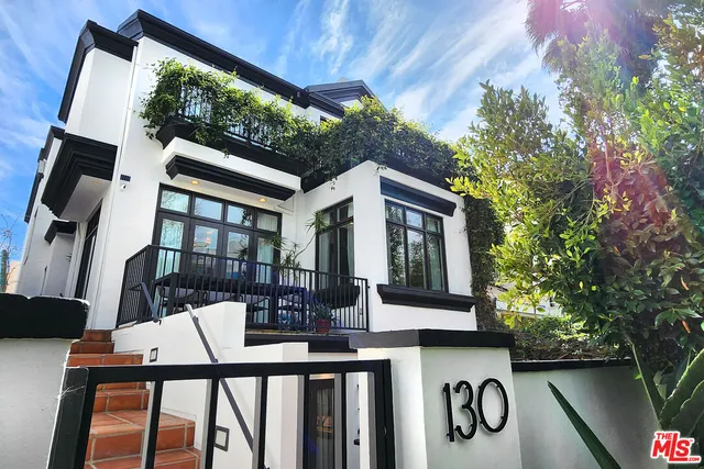 $25,900 | 130 Reef Mall, Marina del Rey, CA 90292