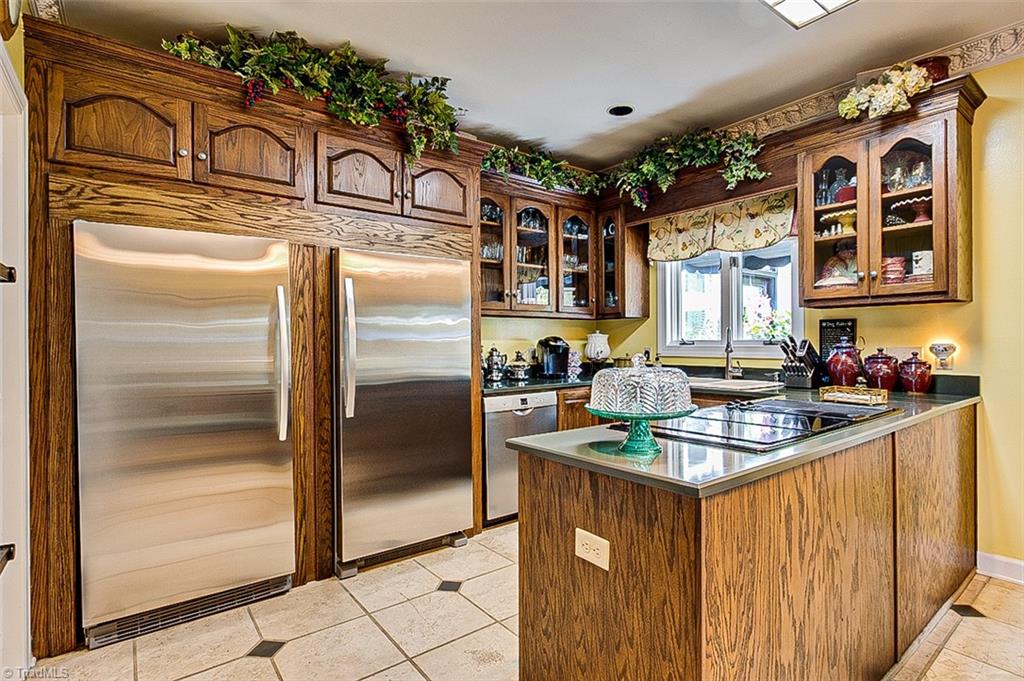 1669 Moore Road Asheboro, NC 27205 - Photo 7 of 50 Kitchen