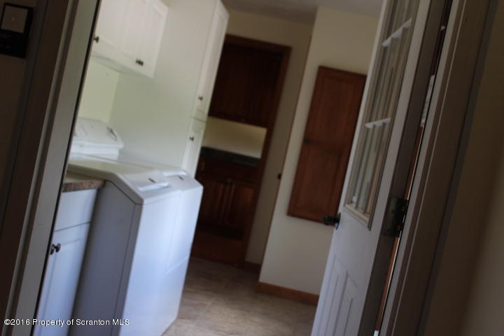 124 Shust Road Carbondale, PA 18407 - Photo 21 of 68 Gallery Image 21