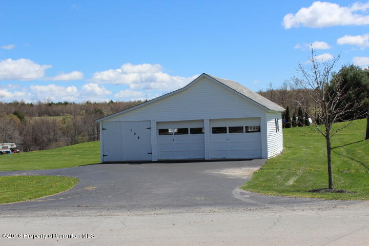 124 Shust Road Carbondale, PA 18407 - Photo 3 of 68 Gallery Image 3