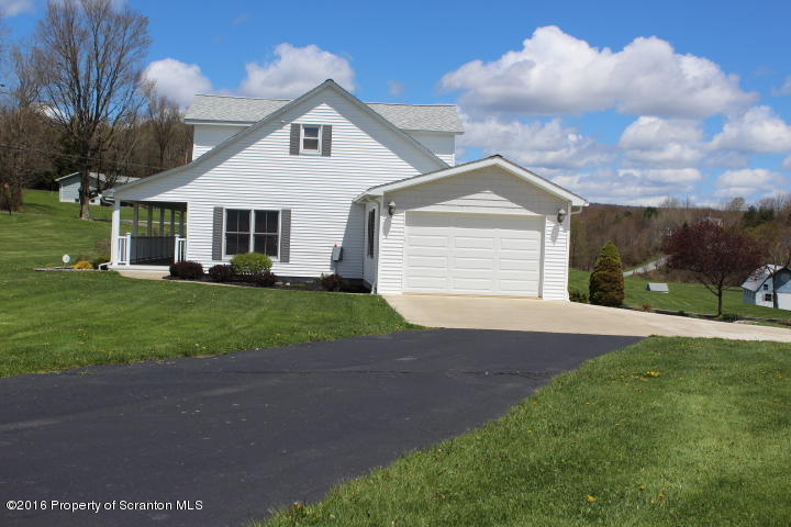 124 Shust Road Carbondale, PA 18407 - Photo 5 of 68 Gallery Image 5