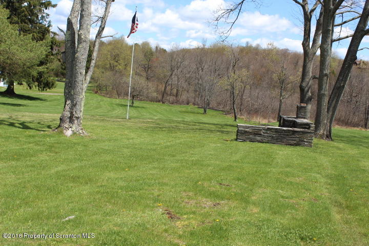 124 Shust Road Carbondale, PA 18407 - Photo 9 of 68 Gallery Image 9