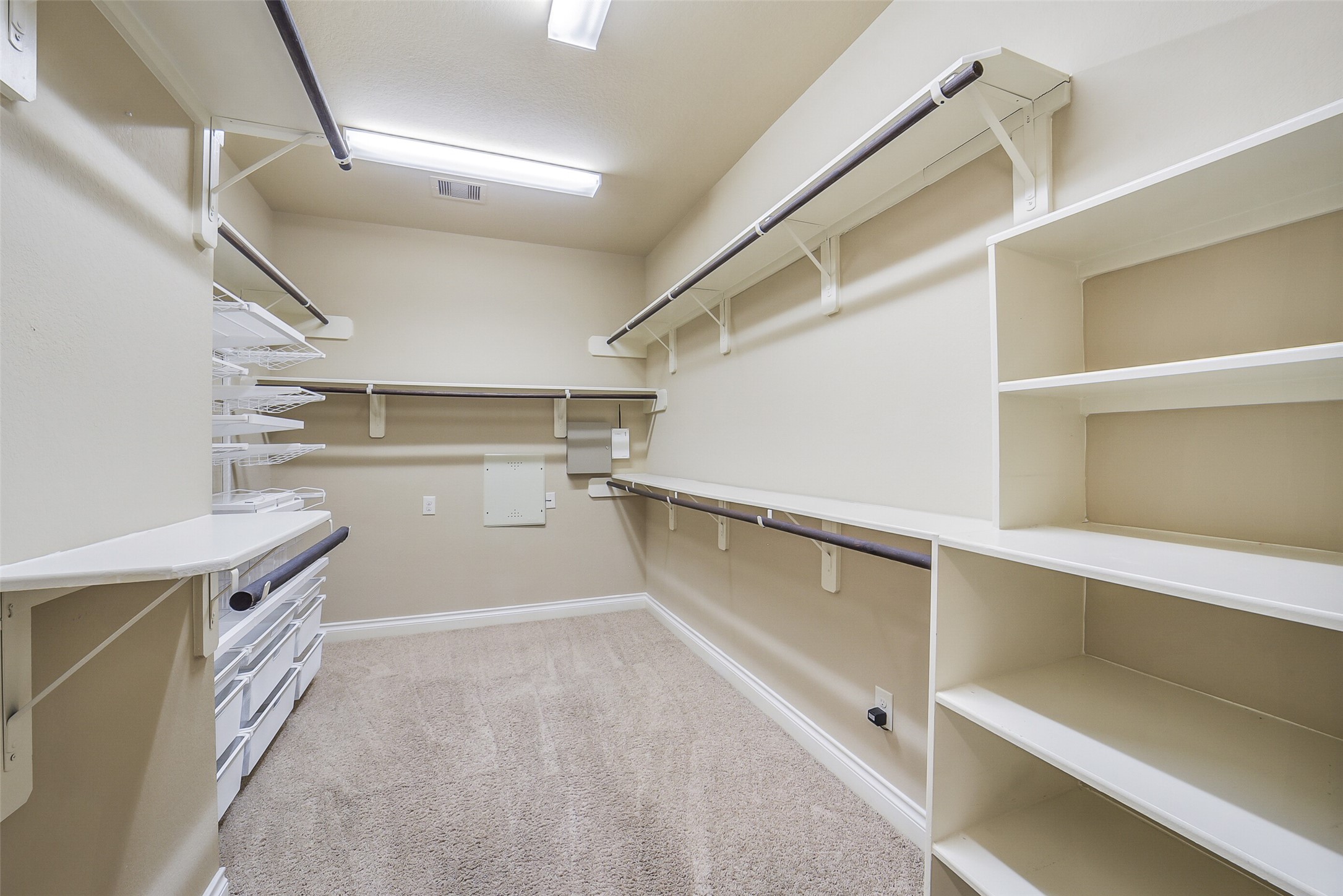 6413 Delta Crossing Court Rosenberg, TX 77471 - Photo 25 of 45 Large walk-in closet