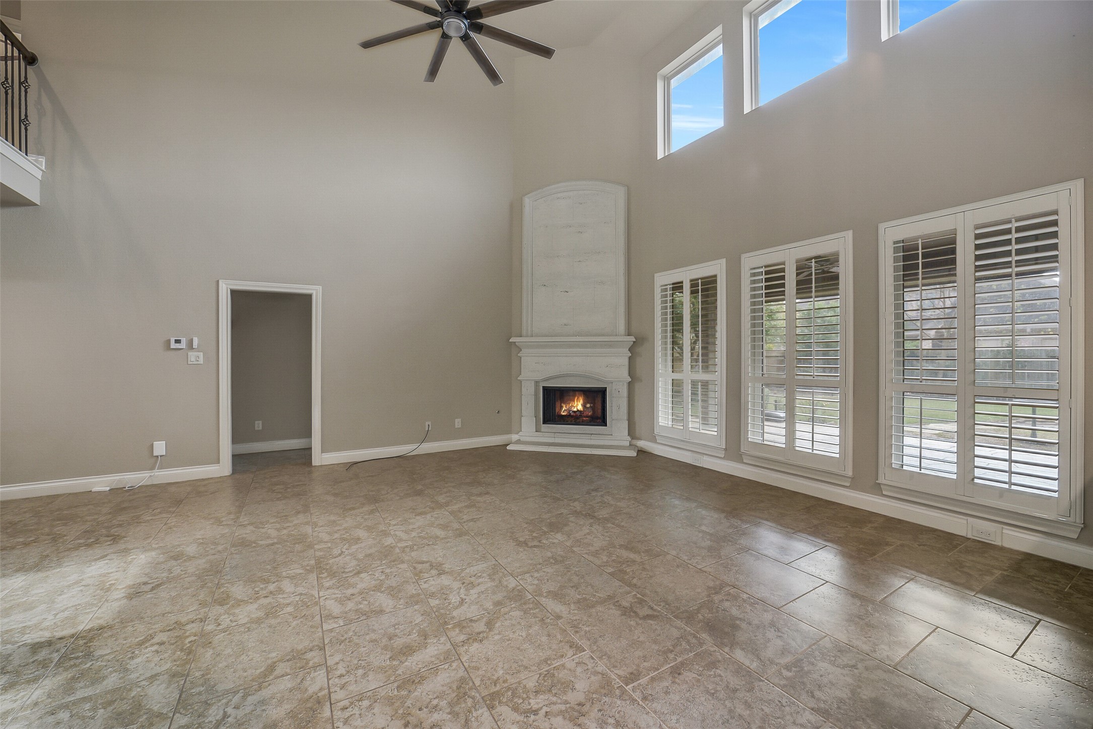 6413 Delta Crossing Court Rosenberg, TX 77471 - Photo 6 of 45 Tons of natural light