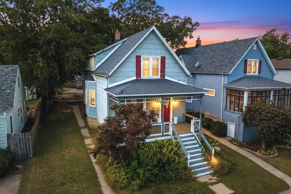 $180,000 | 12552 Highland Avenue, Blue Island, IL 60406